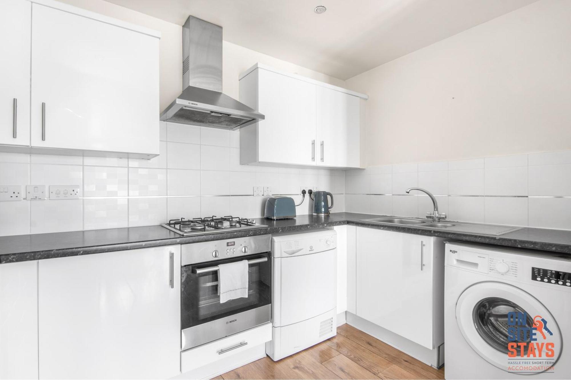 Onsitestays - Cosy 2-Bedroom Apartment With Free Parking, Wi-Fi & London Links Northfleet Buitenkant foto